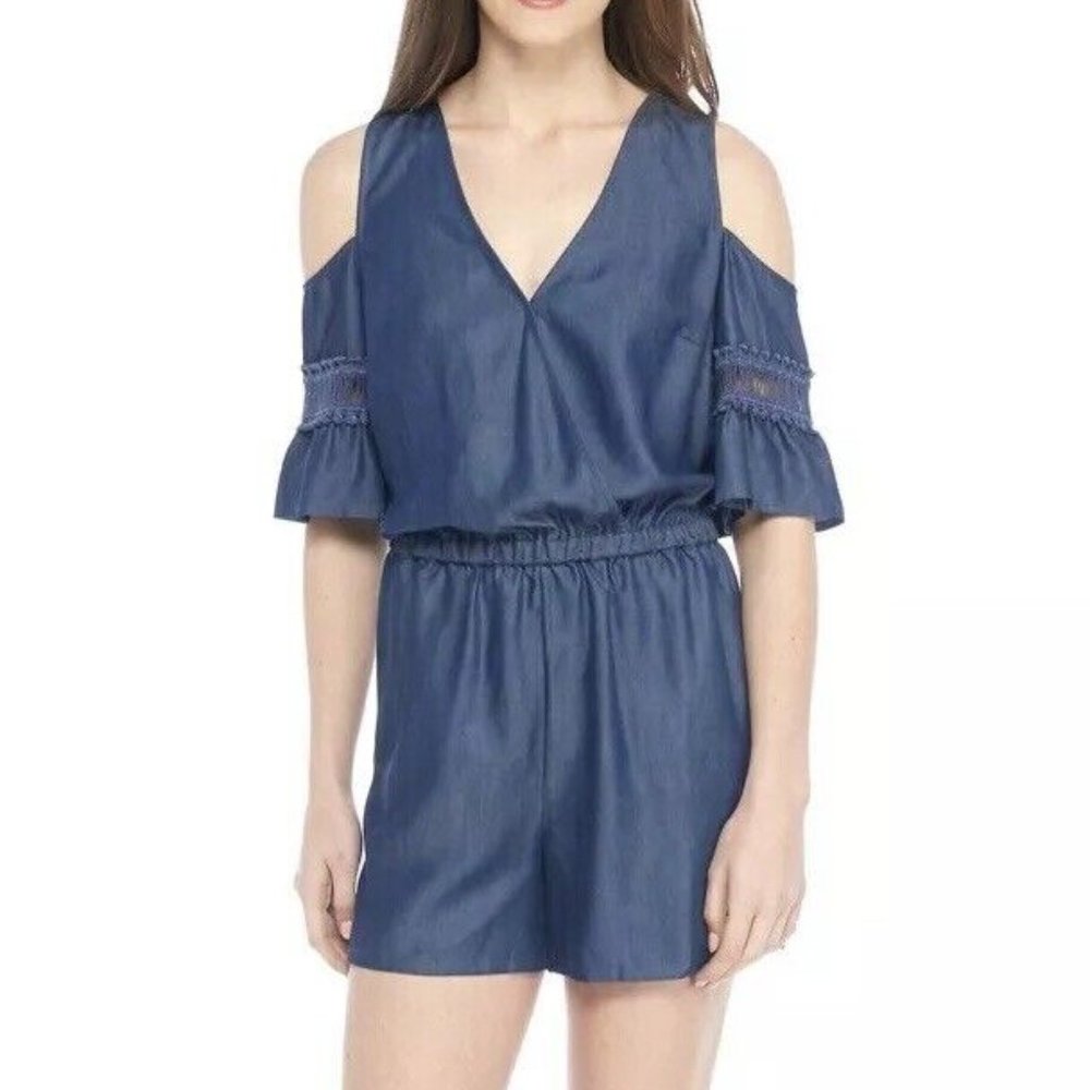 Kaari Blue Women’s Size Small Cold Shoulder Flutter Sleeve Romper New with Tags